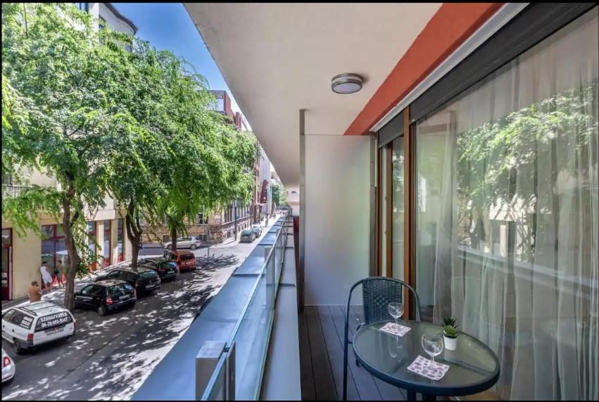 Lejlighed 2br & 2balcony By Nw